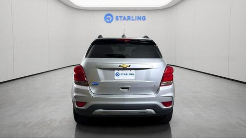 Silver Ice Metallic 2017 Chevrolet Trax LT