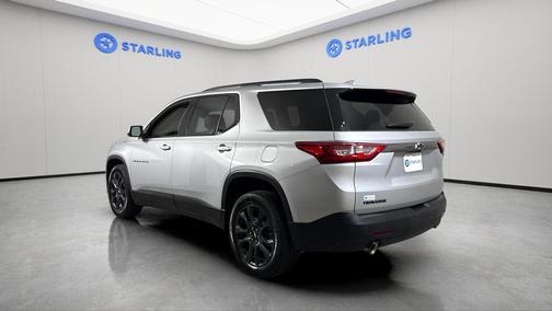 Silver Ice Metallic 2021 Chevrolet Traverse RS