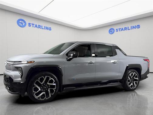 2025 Chevrolet Silverado EV RST