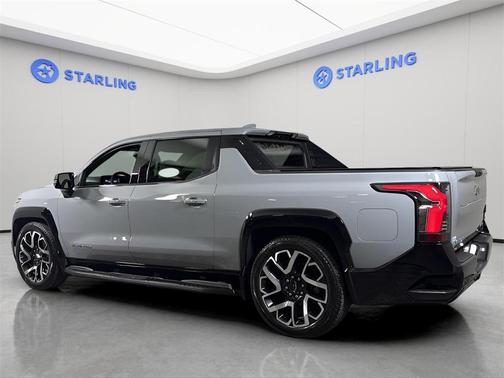 2025 Chevrolet Silverado EV RST