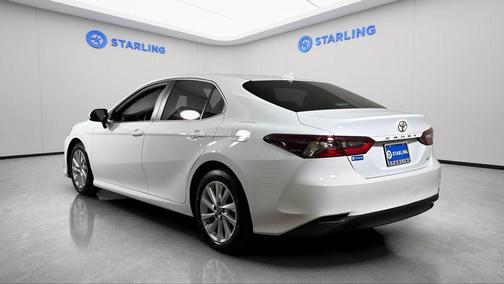 Ice Cap 2023 Toyota Camry LE