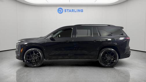 Mosaic Black Metallic 2024 Chevrolet Traverse RS