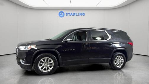 Mosaic Black Metallic 2021 Chevrolet Traverse LT Cloth