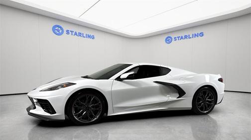 2025 Chevrolet Corvette Stingray w/2LT