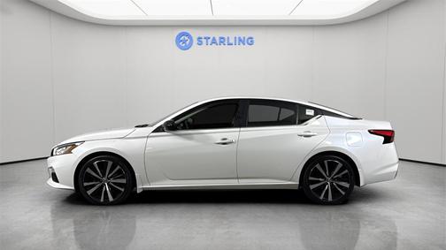 2020 Nissan Altima SR FWD
