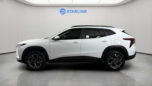 Summit White 2025 Chevrolet Trax LT