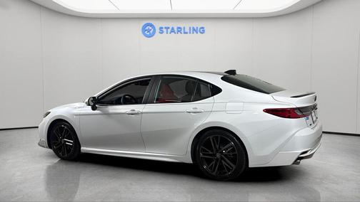 Wind Chill Pearl 2025 Toyota Camry XSE