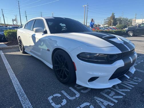 2022 Dodge Charger R/T Scat Pack