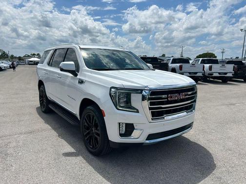 White Frost Tricoat 2021 GMC Yukon SLT