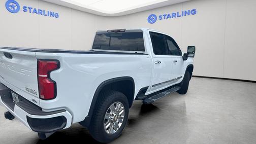 Summit White 2024 Chevrolet Silverado 2500 High Country