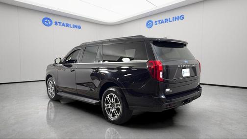 Black Metallic 2025 Ford Expedition Max Active 4x2