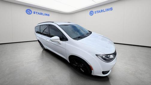 Bright White Clearcoat 2019 Chrysler Pacifica Touring Plus