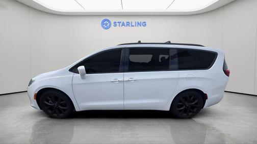 Bright White Clearcoat 2019 Chrysler Pacifica Touring Plus