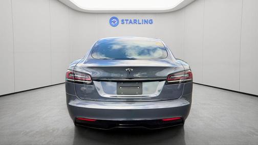 2022 Tesla Model S Base