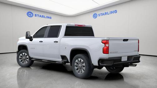 Summit White 2026 Chevrolet Silverado 2500 Custom