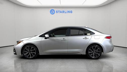 Classic Silver Metallic 2020 Toyota Corolla SE