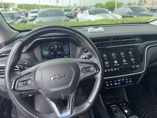 Mosaic Black Metallic 2023 Chevrolet Bolt EUV FWD LT