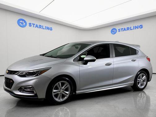 Silver Ice Metallic 2017 Chevrolet Cruze LT