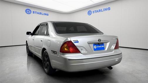 2000 Toyota Avalon XLS