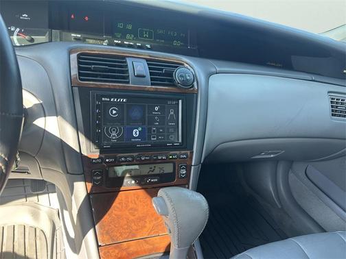 2000 Toyota Avalon XLS