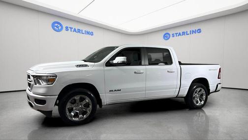 Bright White Clearcoat 2022 RAM 1500 Big Horn/Lone Star