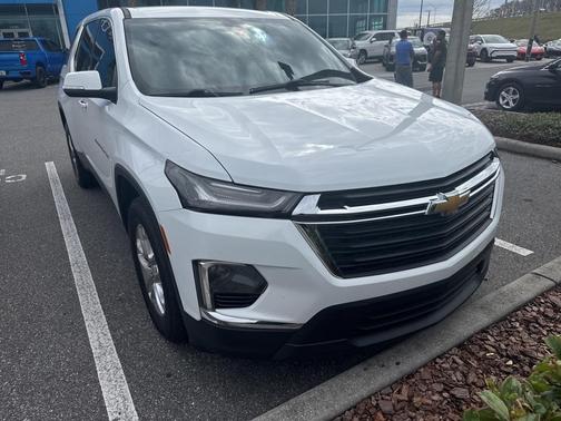 2023 Chevrolet Traverse LS