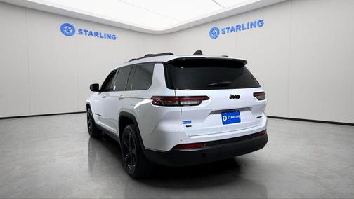 Bright White Clearcoat 2022 Jeep Grand Cherokee L Limited