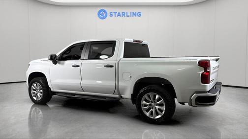 Summit White 2022 Chevrolet Silverado 1500 Custom