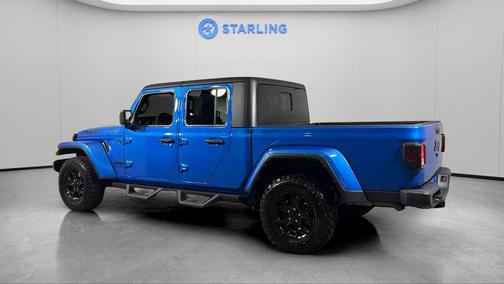 Hydro Blue Pearlcoat 2023 Jeep Gladiator Willys 4x4
