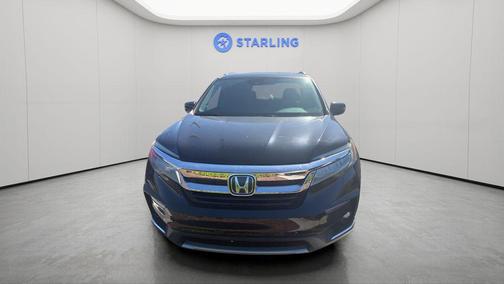 Crystal Black Pearl 2020 Honda Pilot Touring 8-Passenger