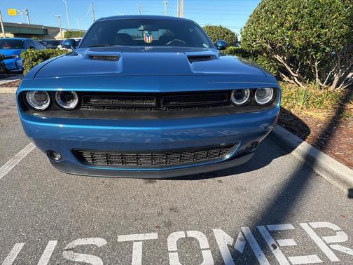 2022 Dodge Challenger SXT