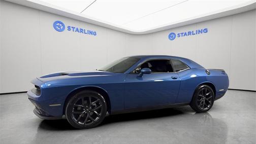 2022 Dodge Challenger SXT