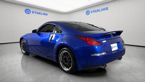 Daytona Blue Metallic 2005 Nissan 350Z Touring