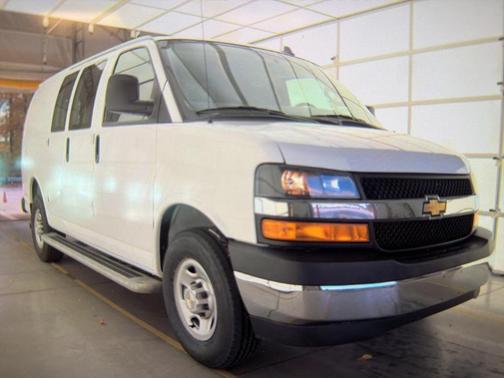 2024 Chevrolet Express 2500 RWD 2500 Regular Wheelbase WT