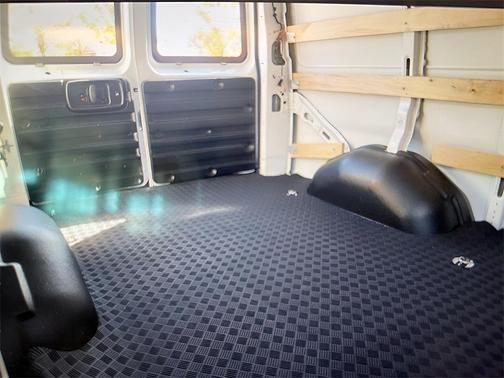 2024 Chevrolet Express 2500 RWD 2500 Regular Wheelbase WT