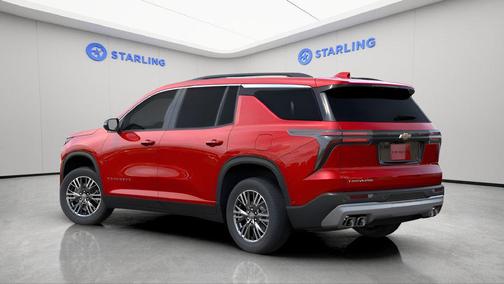Radiant Red Tintcoat 2026 Chevrolet Traverse LT