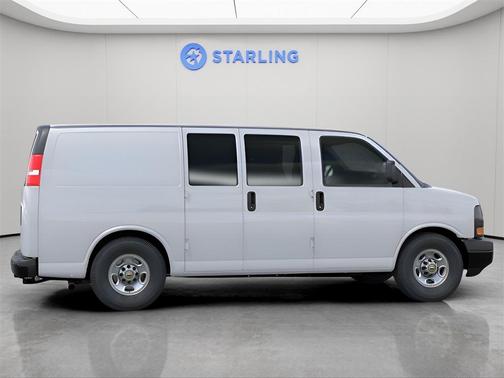 2025 Chevrolet Express 2500 RWD 2500 Regular Wheelbase WT