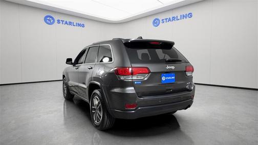 2020 Jeep Grand Cherokee Laredo