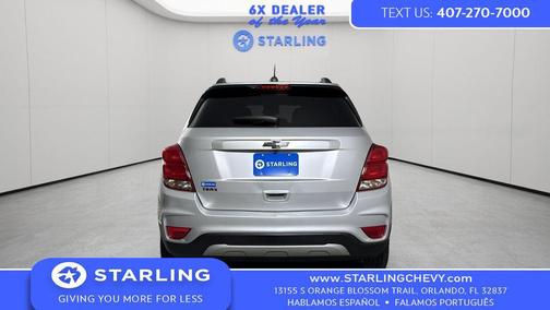 Silver Ice Metallic 2022 Chevrolet Trax LT