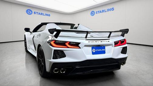 Arctic White 2023 Chevrolet Corvette Stingray w/2LT