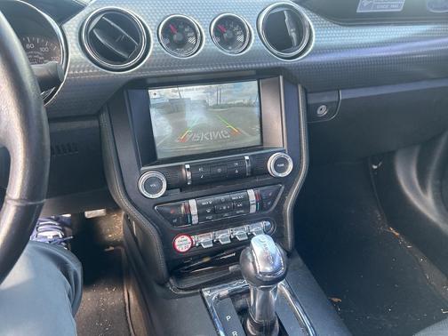 2016 Ford Mustang EcoBoost Premium