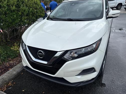 2020 Nissan Rogue Sport SV