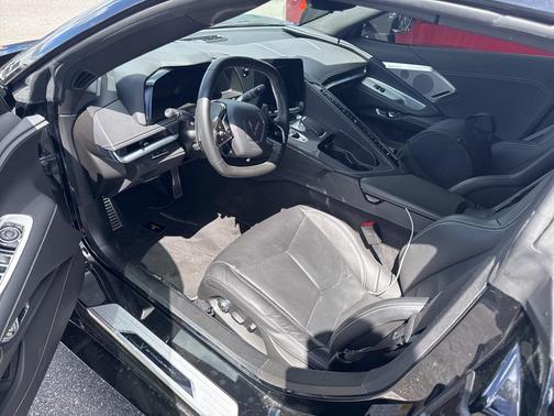 2024 Chevrolet Corvette Stingray w/2LT