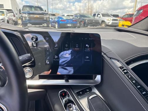 2024 Chevrolet Corvette Stingray w/2LT