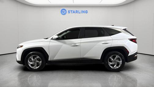 2022 Hyundai TUCSON SE