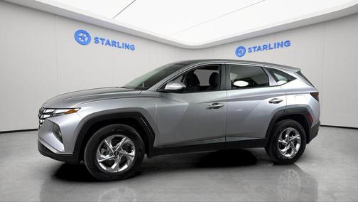 2023 Hyundai TUCSON SE