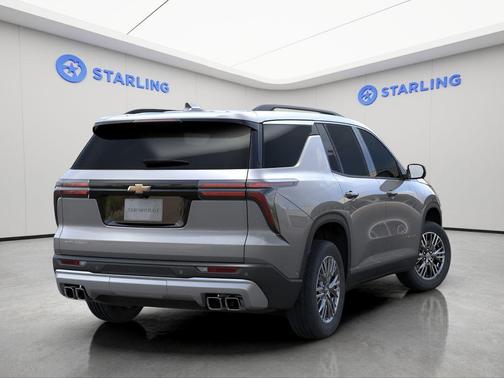Sterling Gray Metallic 2026 Chevrolet Traverse LT