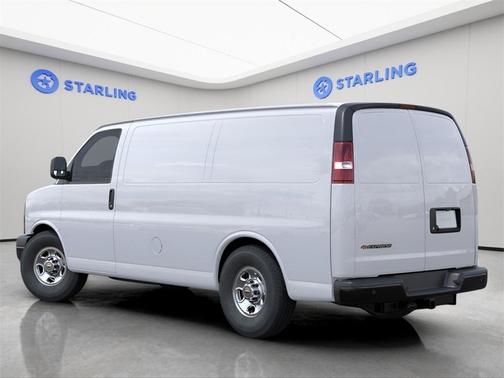 2025 Chevrolet Express 2500 RWD 2500 Regular Wheelbase WT