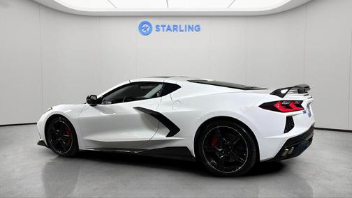 Arctic White 2020 Chevrolet Corvette Stingray w/3LT