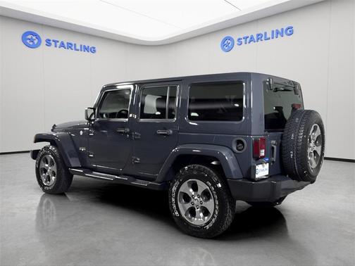 2016 Jeep Wrangler Unlimited Sahara